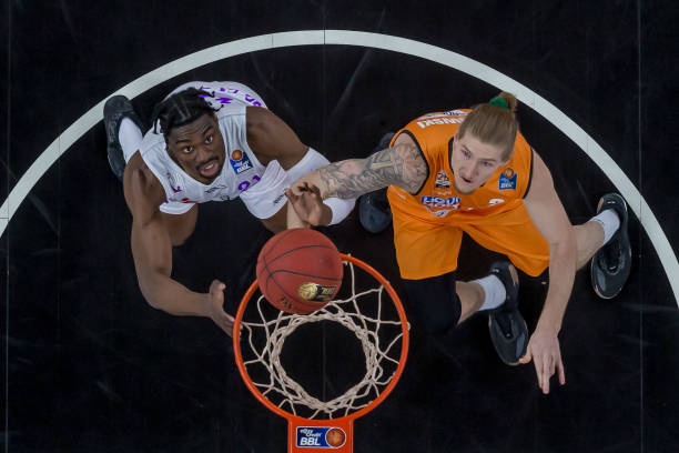 利物浦的战 利物浦的战