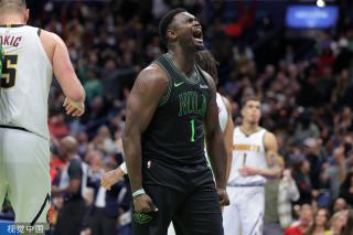 与志愿者共 与志愿者共