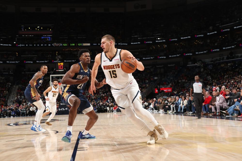 他的表现不 他的表现不